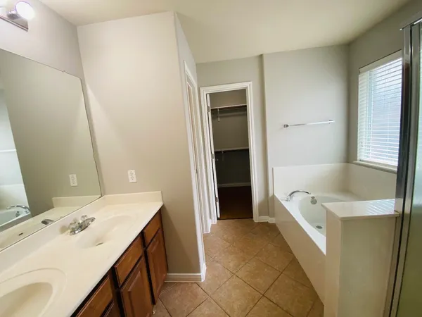 $1,995 | 706 Centerbrook Place, Round Rock, TX 78665