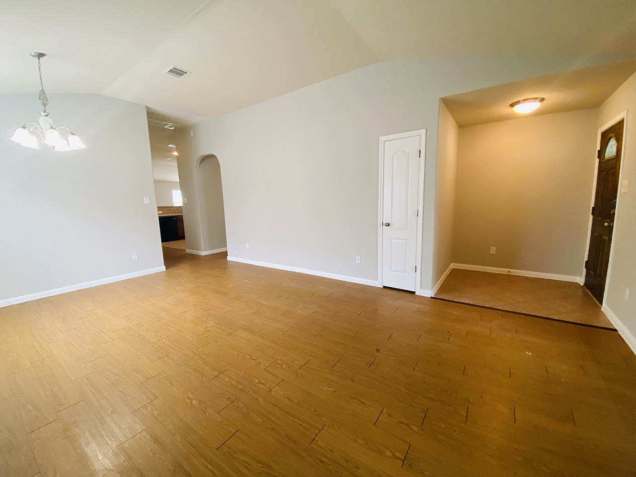 706 Centerbrook Place Round Rock, TX 78665 - Photo 5 of 40