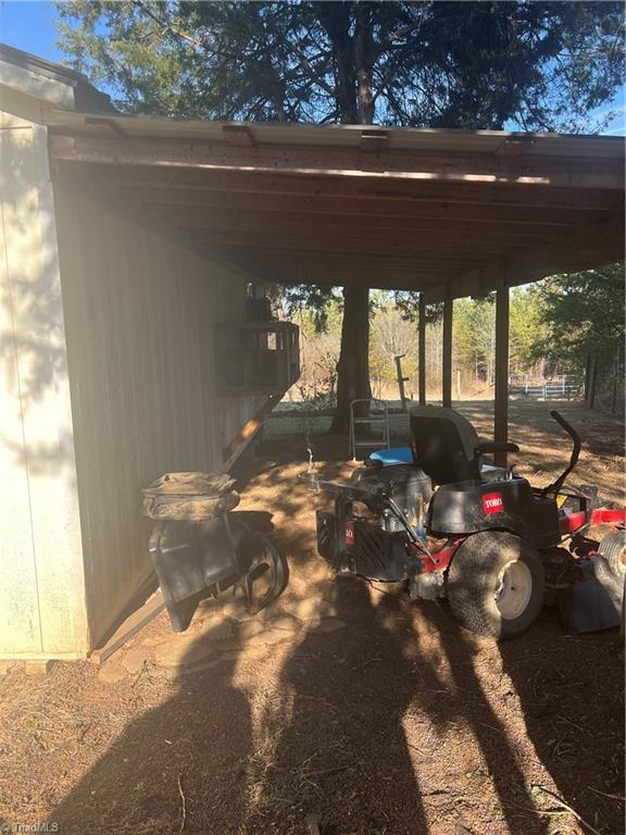 2831 Ayersville Road Mayodan, NC 27027 - Photo 13 of 30