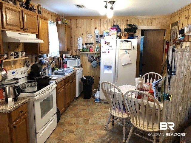 3016 Travis Road Brewton, AL 36426 - Photo 3 of 6 Kitchen