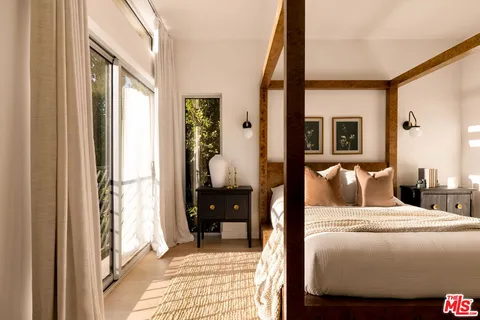 $1,449,000 | 616 Belmont Avenue, Los Angeles, CA 90026