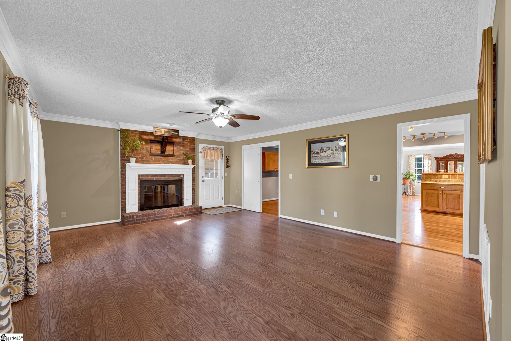 1024 Old Mill Road Easley, SC 29642 - Photo 8 of 39