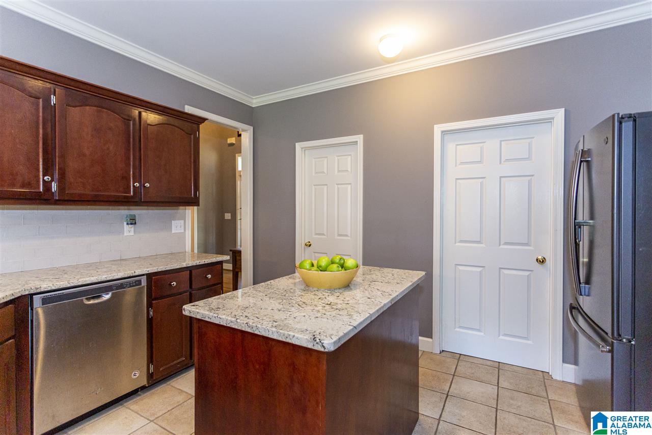 120 Oakbrooke Lane Alabaster, AL 35007 - Photo 24 of 49