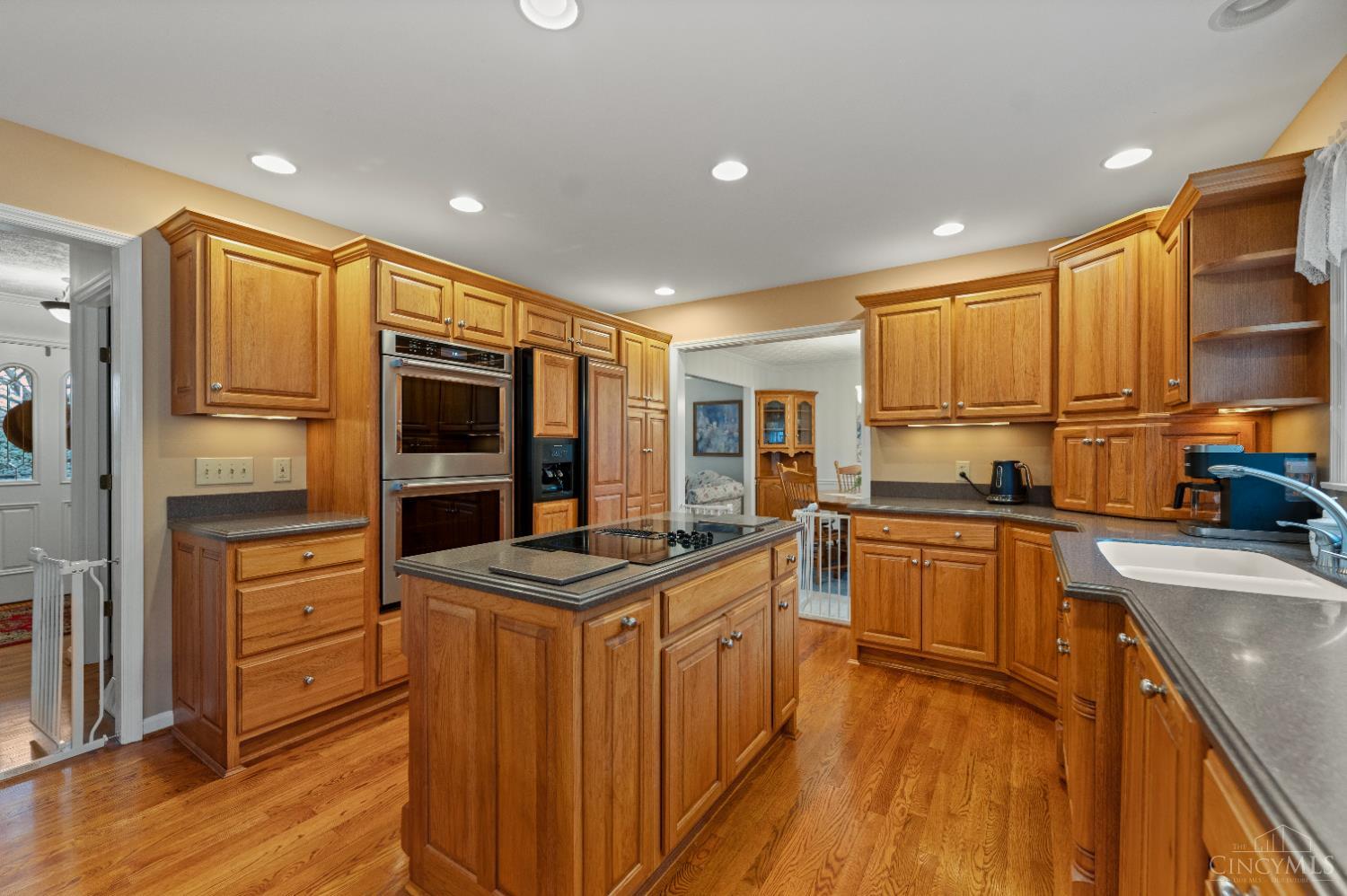 6707 Weiss Road Cincinnati, OH 45247 - Photo 7 of 72 Gallery Image 7