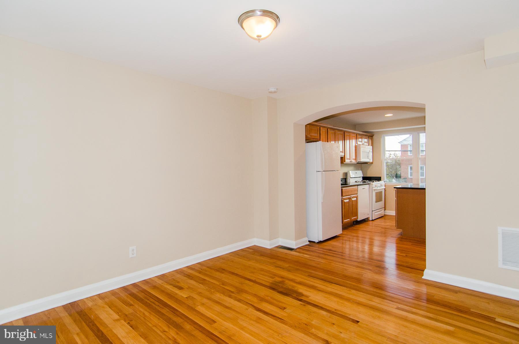 6819 Belclare Road Baltimore, MD 21222 - Photo 2 of 25