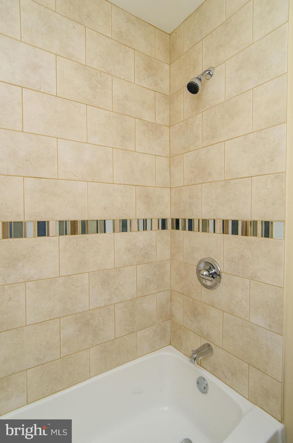 6819 Belclare Road Baltimore, MD 21222 - Photo 11 of 25