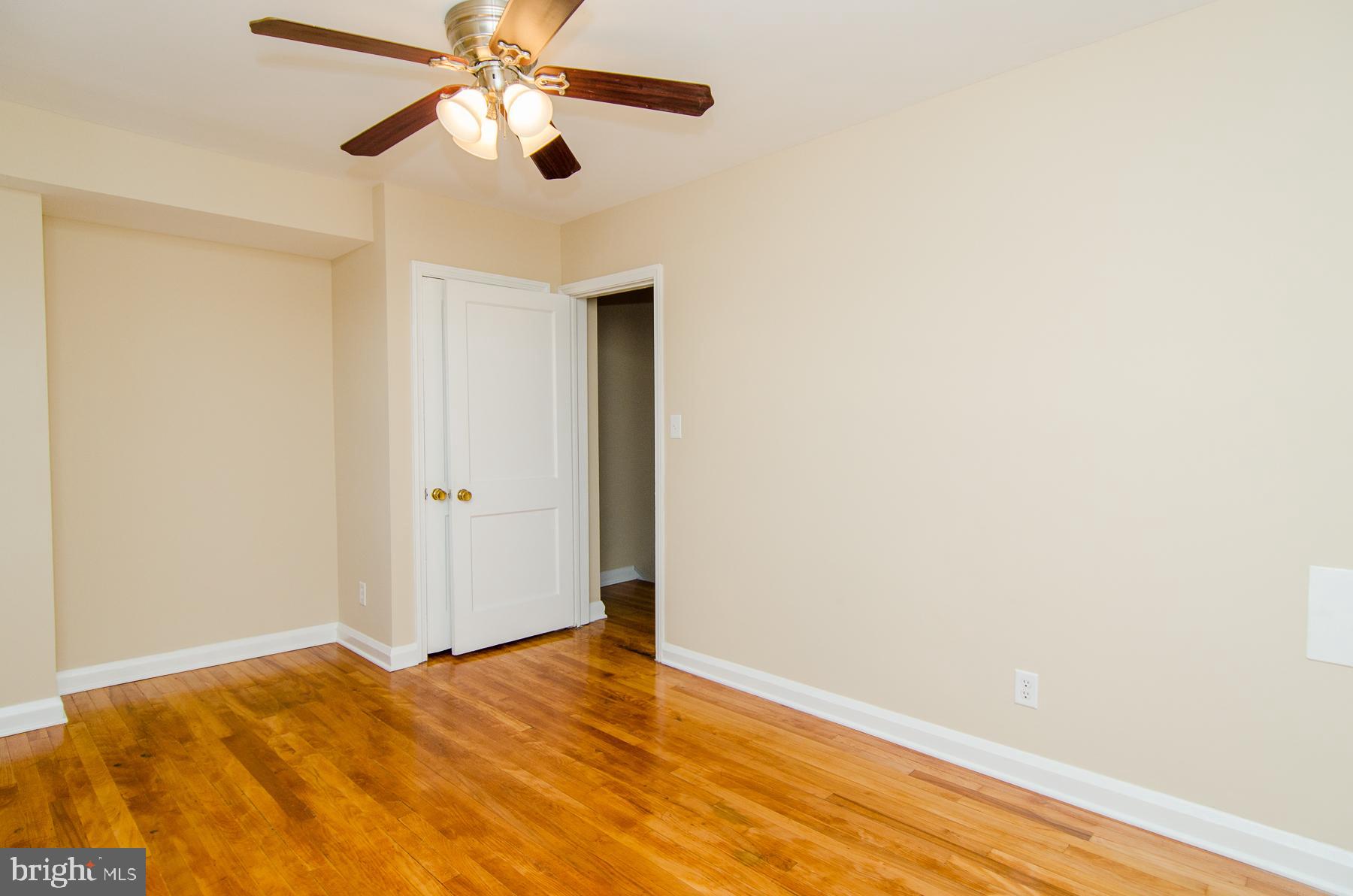 6819 Belclare Road Baltimore, MD 21222 - Photo 13 of 25