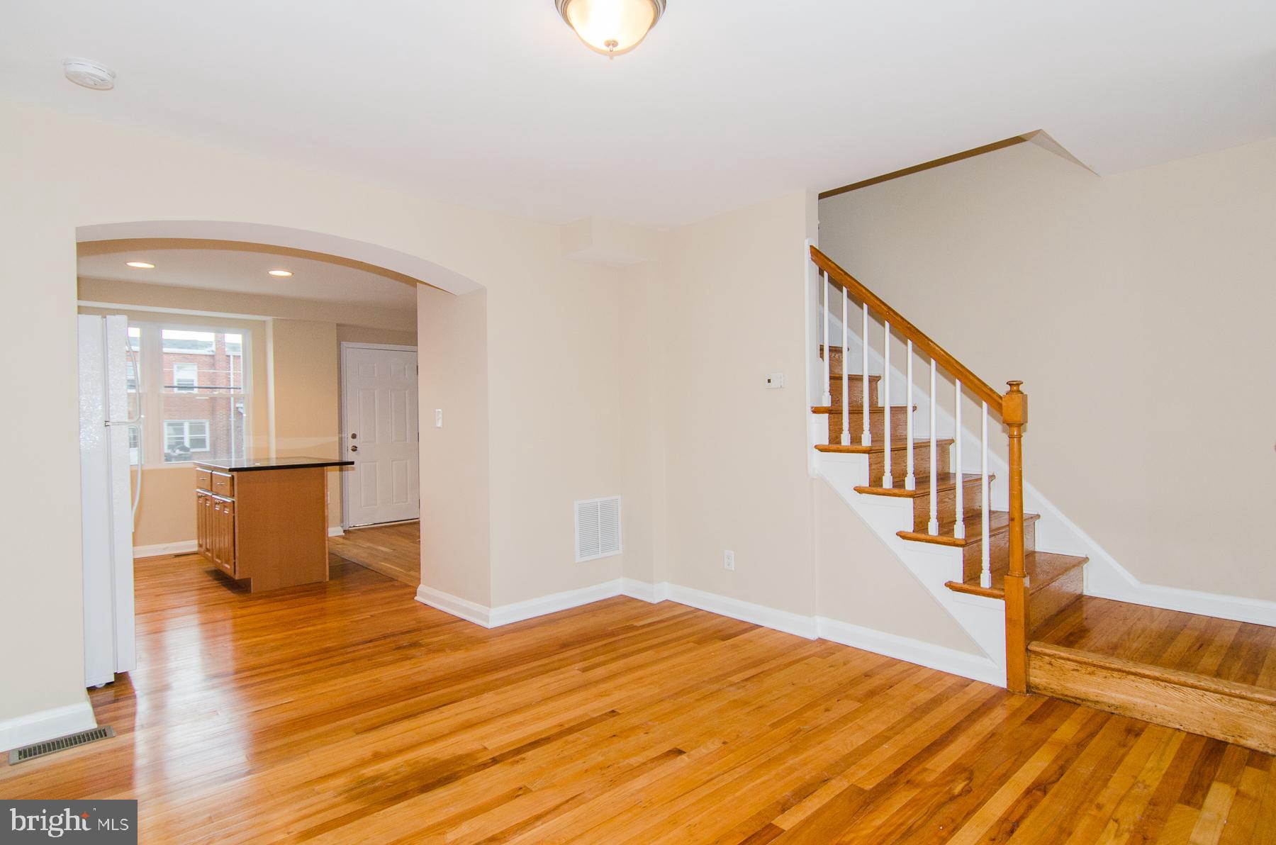 6819 Belclare Road Baltimore, MD 21222 - Photo 3 of 25