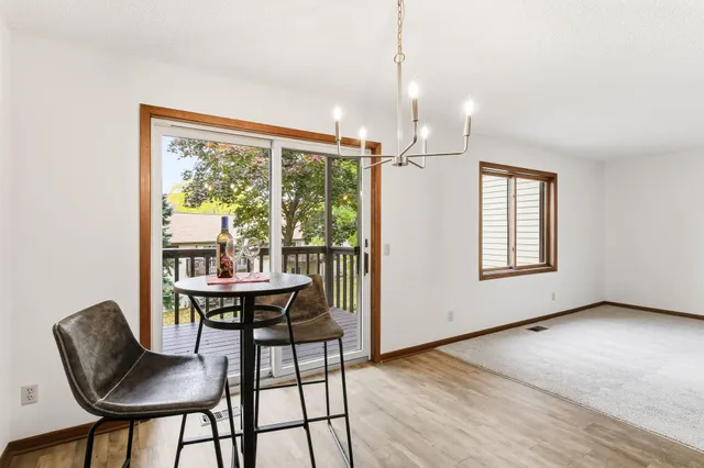 $182,500 | 1923 Fox Ridge Road, Unit B, West St. Paul, MN 55118