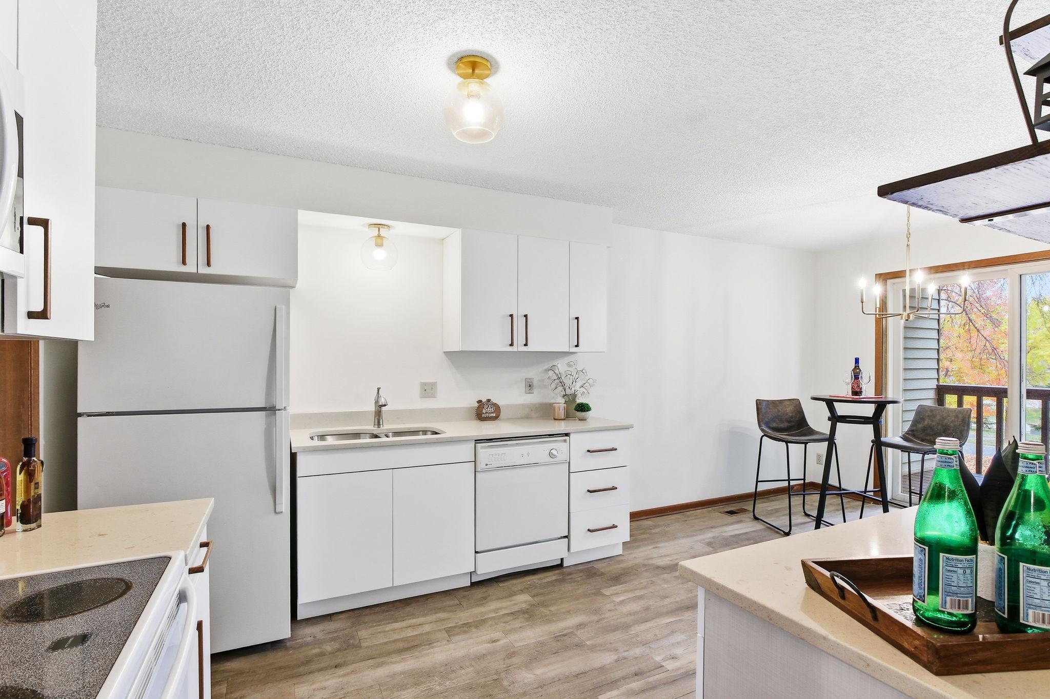 1923 Fox Ridge Road, Unit B West St. Paul, MN 55118 - Photo 5 of 34