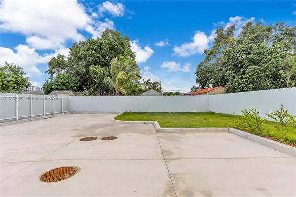 view of outdoor space yard and entertaining space