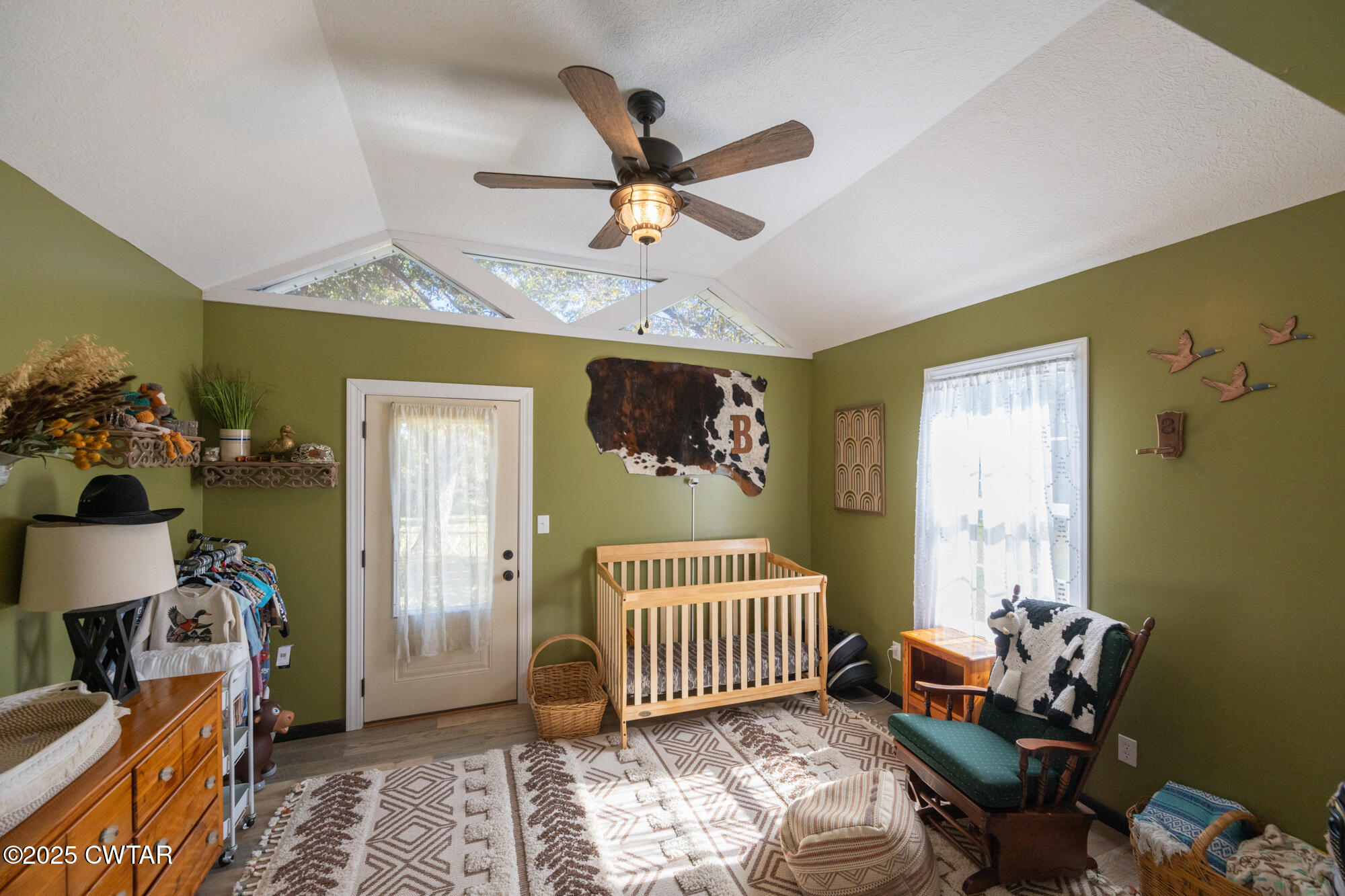 3685 Henderson Road Sardis, TN 38371 - Photo 23 of 46 a living room with furniture and a window