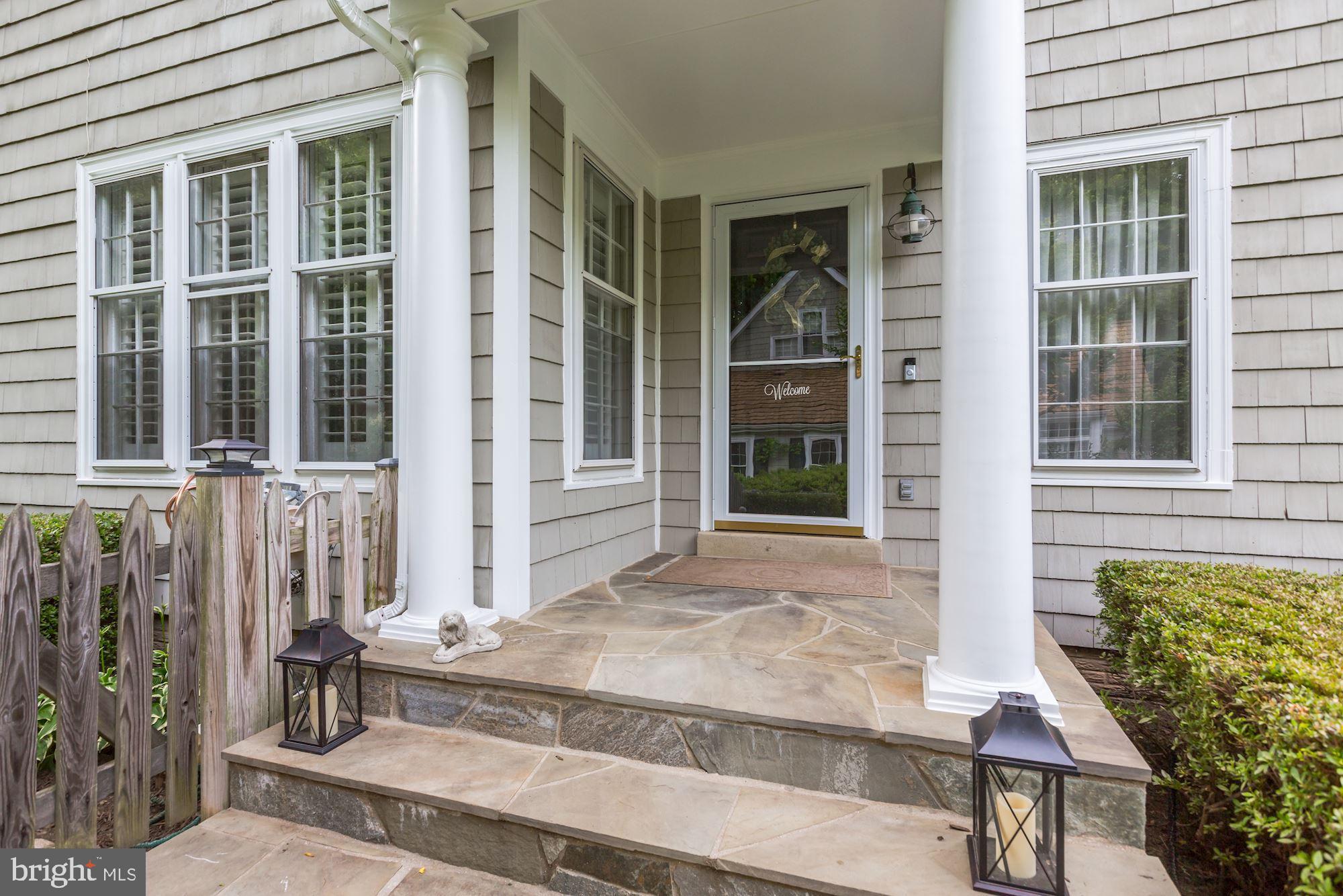 11614 Springhouse Place Reston, VA 20194 - Photo 5 of 15 Gallery Image 5