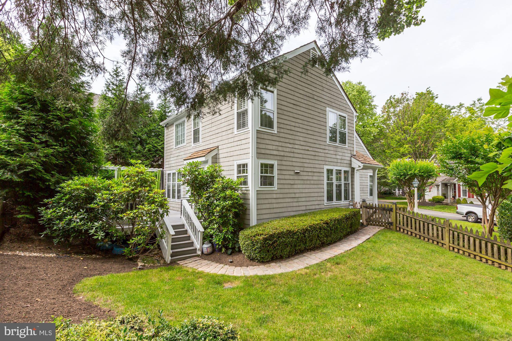 11614 Springhouse Place Reston, VA 20194 - Photo 6 of 15 Gallery Image 6