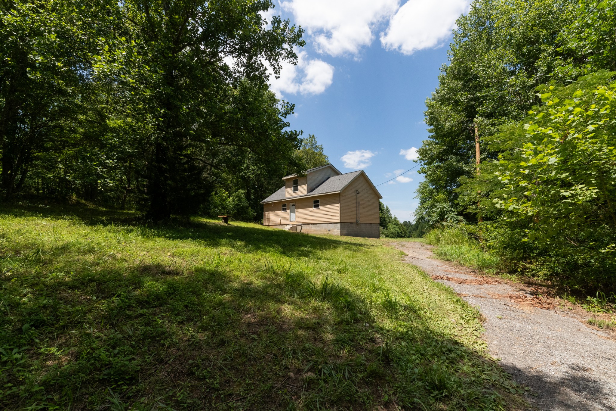 1364 Hunley Branch Road Charlotte, TN 37036 - Photo 13 of 35 Gallery Image 13
