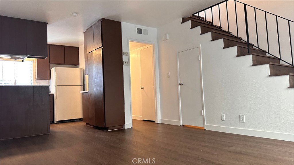 809 South 4th Street, Unit 5 Alhambra, CA 91801 - Photo 11 of 31