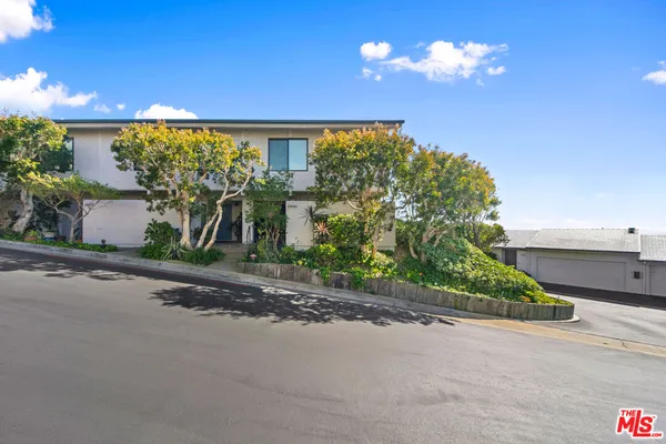 $25,000 | 29680 Zuma Bay Way, Malibu, CA 90265