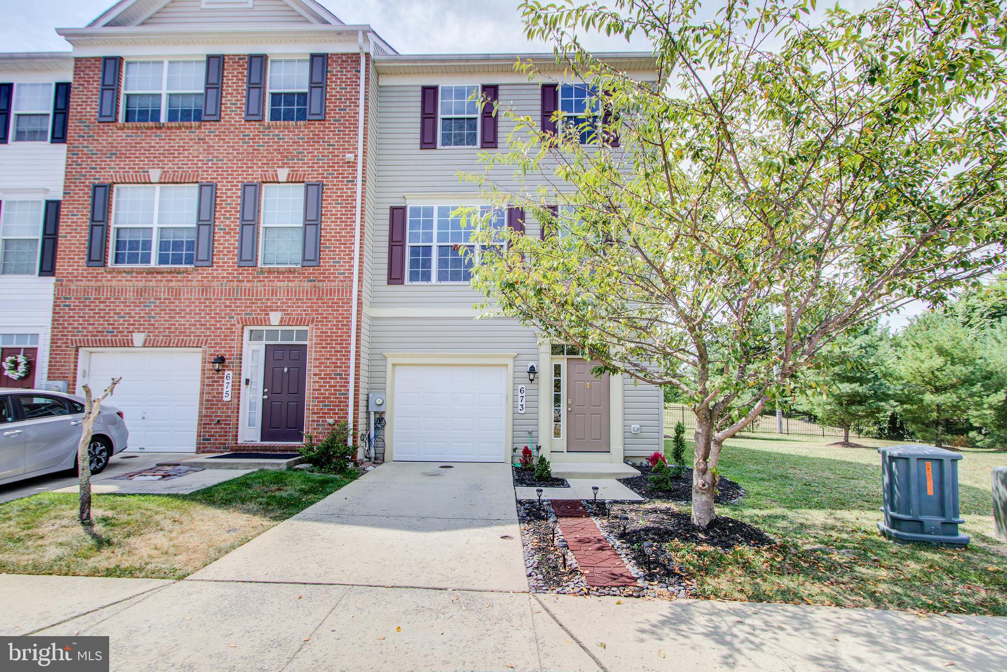 673 Tivoli Road Frederick, MD 21703 - Photo 2 of 37