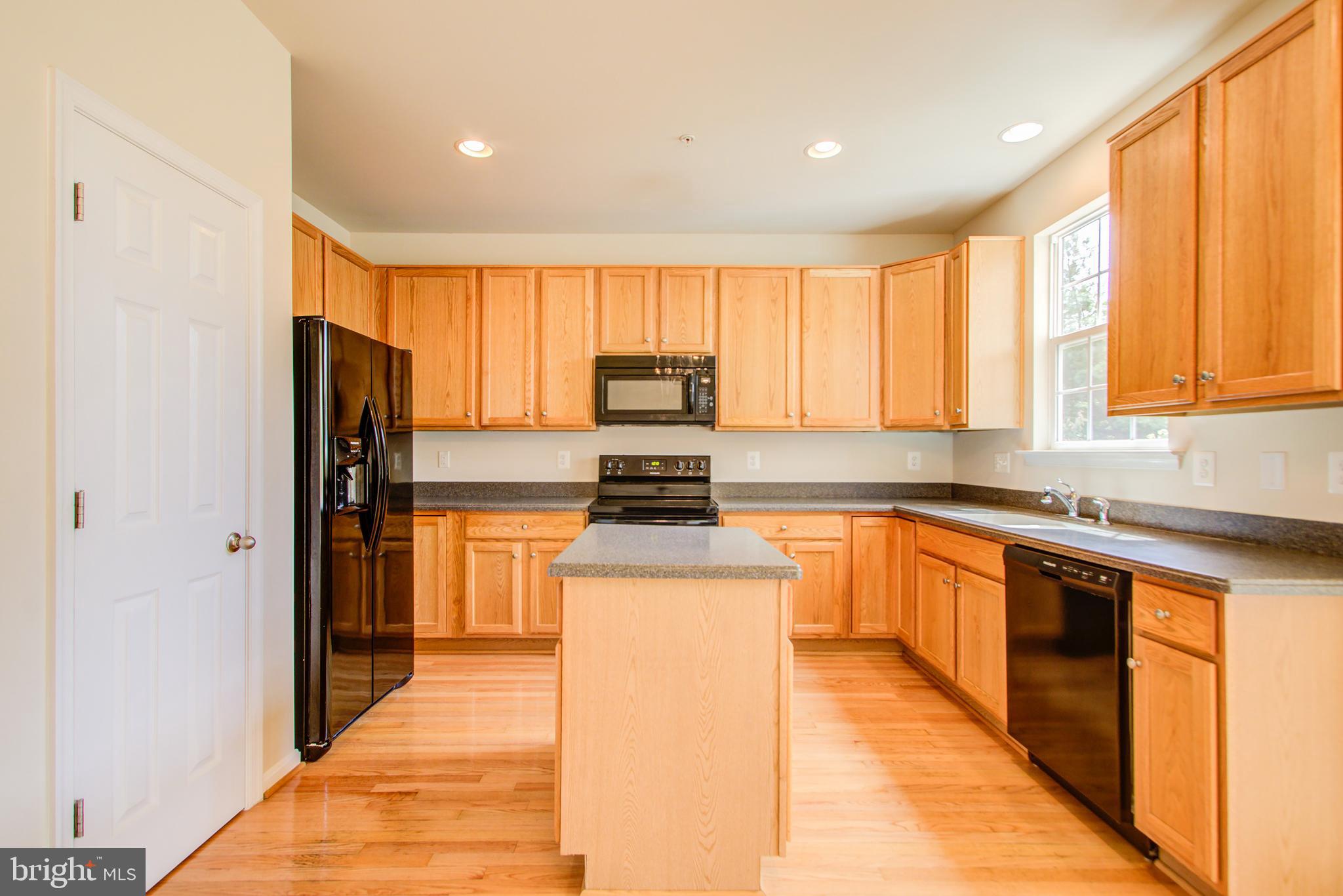 673 Tivoli Road Frederick, MD 21703 - Photo 18 of 37