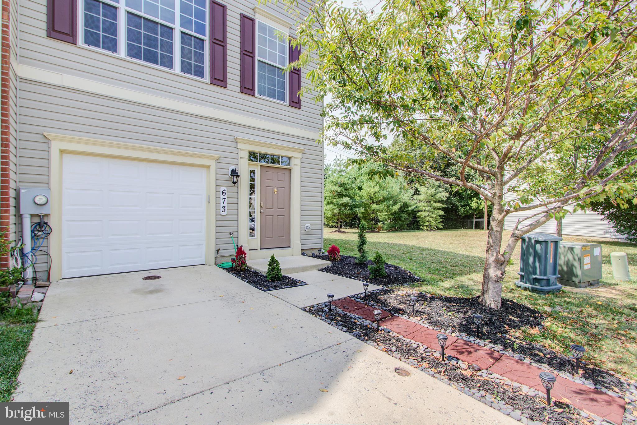 673 Tivoli Road Frederick, MD 21703 - Photo 3 of 37
