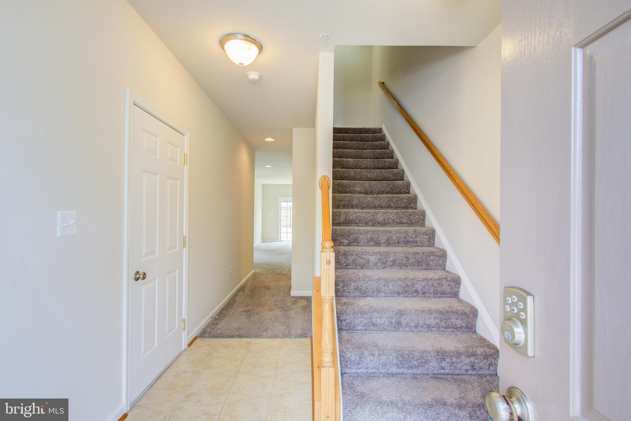 673 Tivoli Road Frederick, MD 21703 - Photo 4 of 37