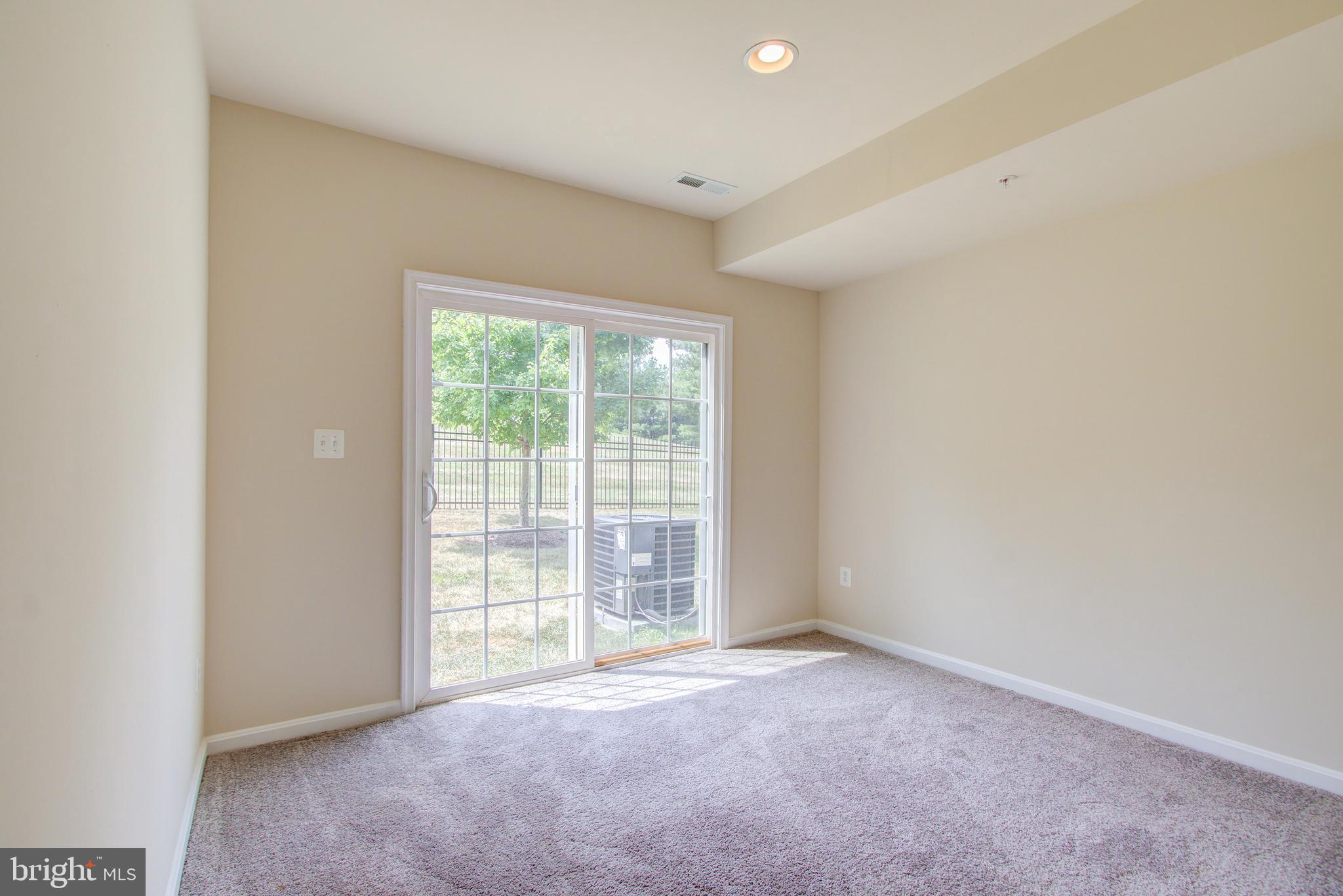 673 Tivoli Road Frederick, MD 21703 - Photo 7 of 37
