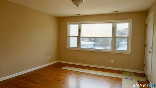 $2,200 | 28-30 Sampson Street, Unit 4, Bridgeport, CT 06606