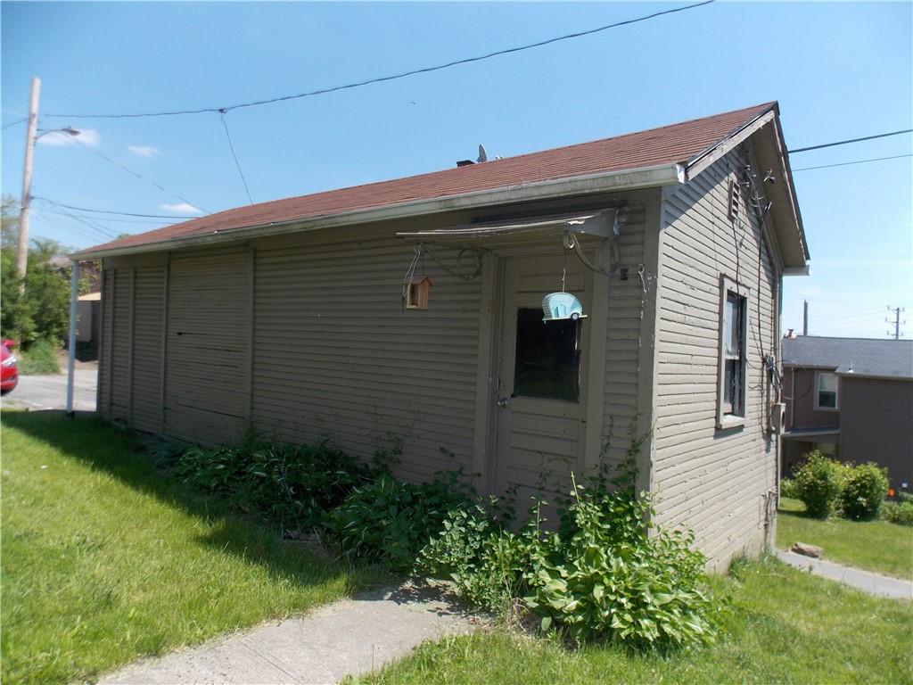 137-143 Virginia Avenue Rochester, PA 15074 - Photo 4 of 5 Gallery Image 4