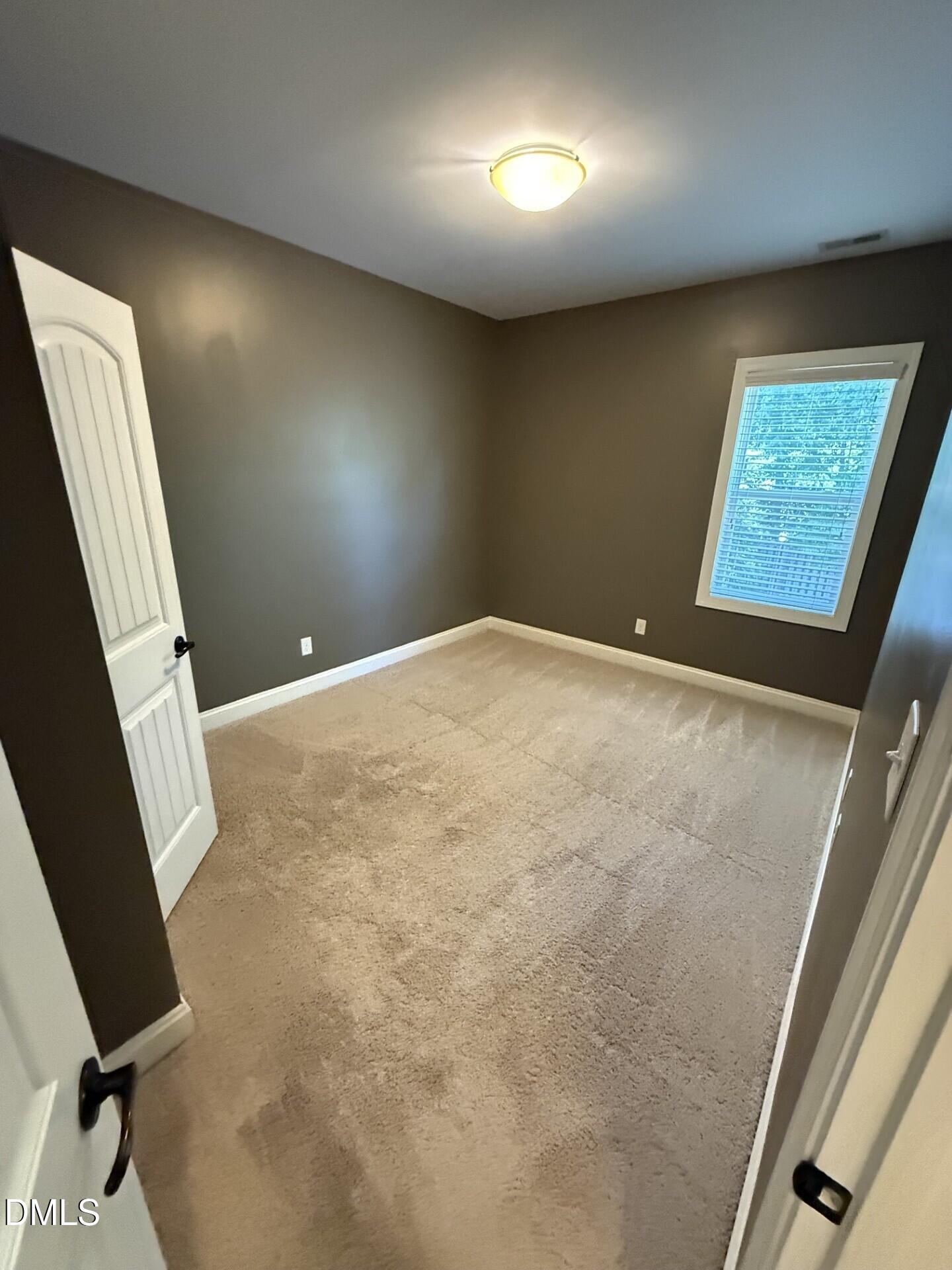 2106 Scarlet Maple Drive Raleigh, NC 27606 - Photo 18 of 20 da319102-257f-4d9f-af29-14253554b566
