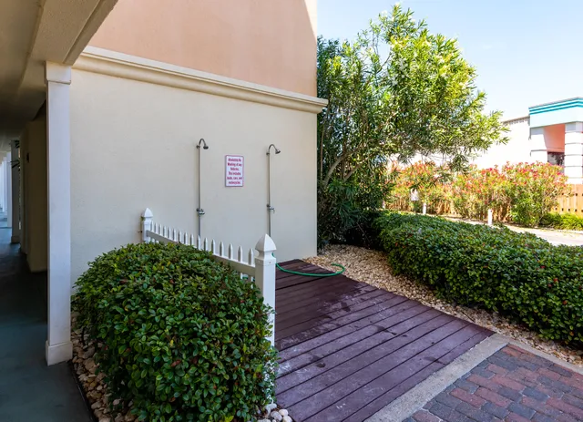 $574,900 | 2076 Scenic Gulf Drive, Unit 4010, Miramar Beach, FL 32550