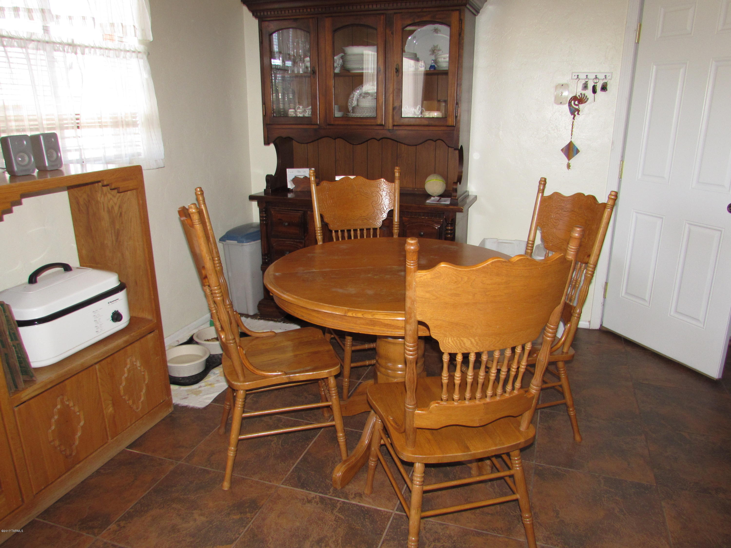 930 East Roger Road Tucson, AZ 85719 - Photo 5 of 15 Gallery Image 5