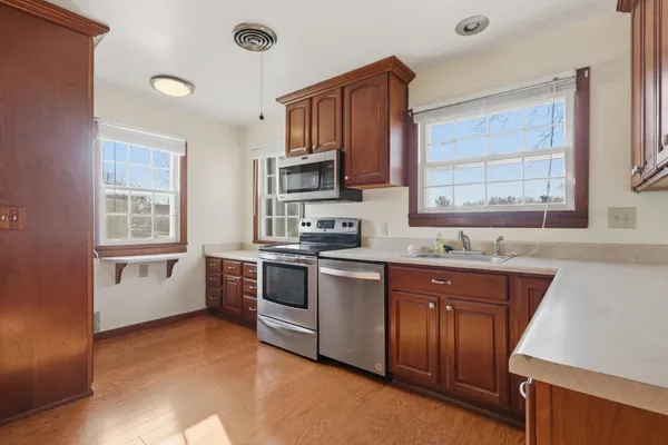 $130,000 | 101 East D Street, Alpha, IL 61413