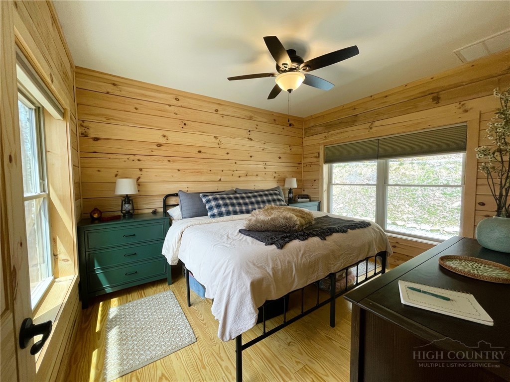 225 Oak Road Beech Mountain, NC 28604 - Photo 21 of 36