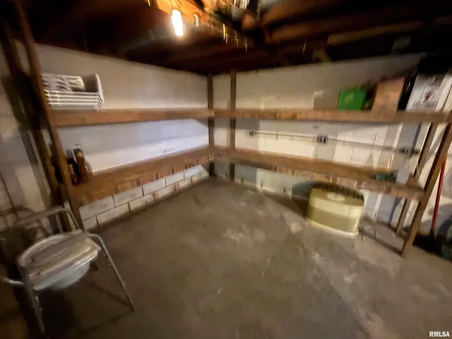 $190,000 | 3638 84th Route, Thomson, IL 61285