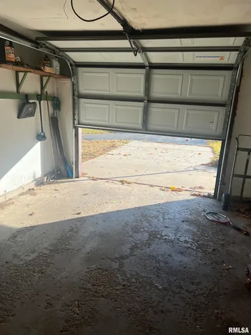 $190,000 | 3638 84th Route, Thomson, IL 61285