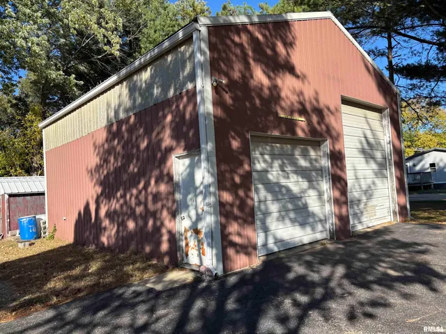 $190,000 | 3638 84th Route, Thomson, IL 61285