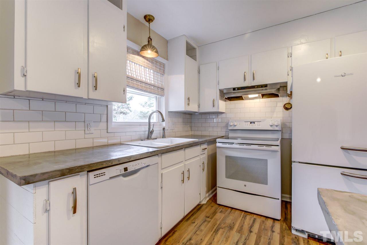 810 Pendergrass Road Sanford, NC 27330 - Photo 14 of 29 Gallery Image 14