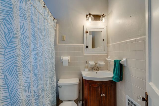 $675,000 | 5104 Nevada Avenue, Nashville, TN 37209