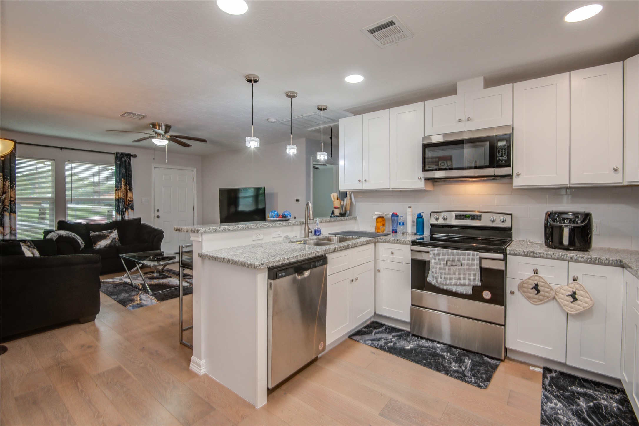 6834 New York Street Houston, TX 77021 - Photo 4 of 18