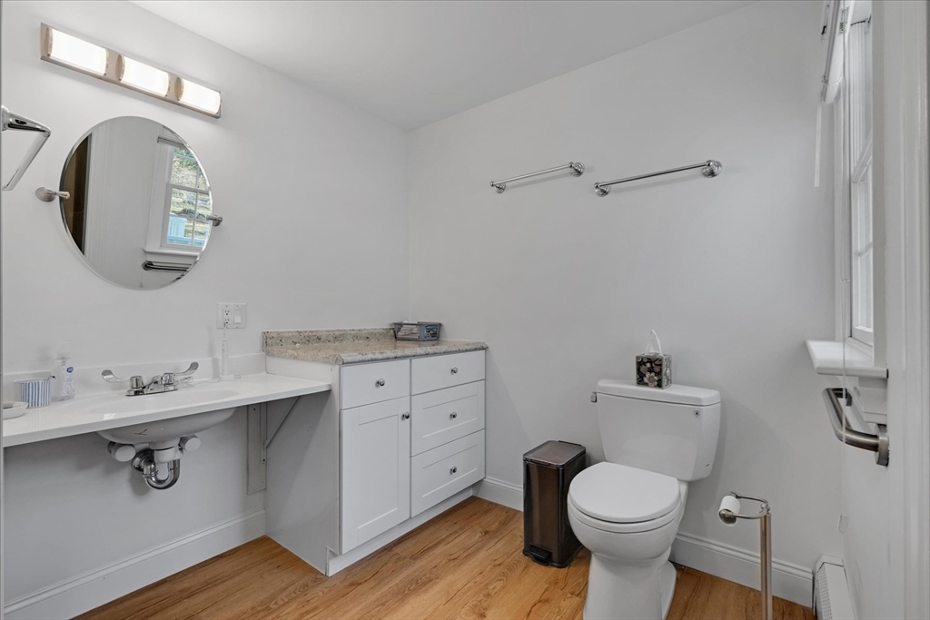 1820 Santuit-Newtown Road Barnstable, MA 02635 - Photo 22 of 36