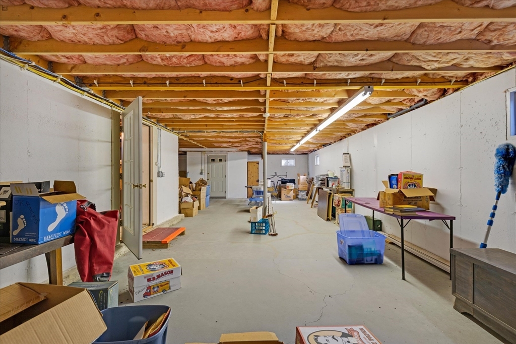 1820 Santuit-Newtown Road Barnstable, MA 02635 - Photo 31 of 36