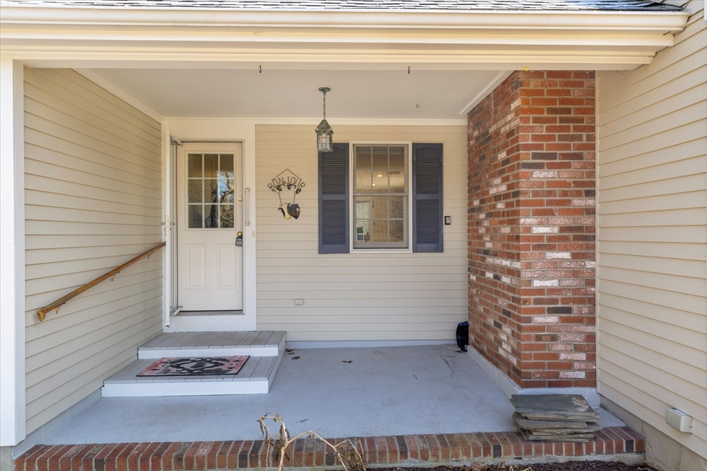 1820 Santuit-Newtown Road Barnstable, MA 02635 - Photo 5 of 36