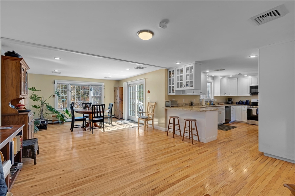 1820 Santuit-Newtown Road Barnstable, MA 02635 - Photo 6 of 36