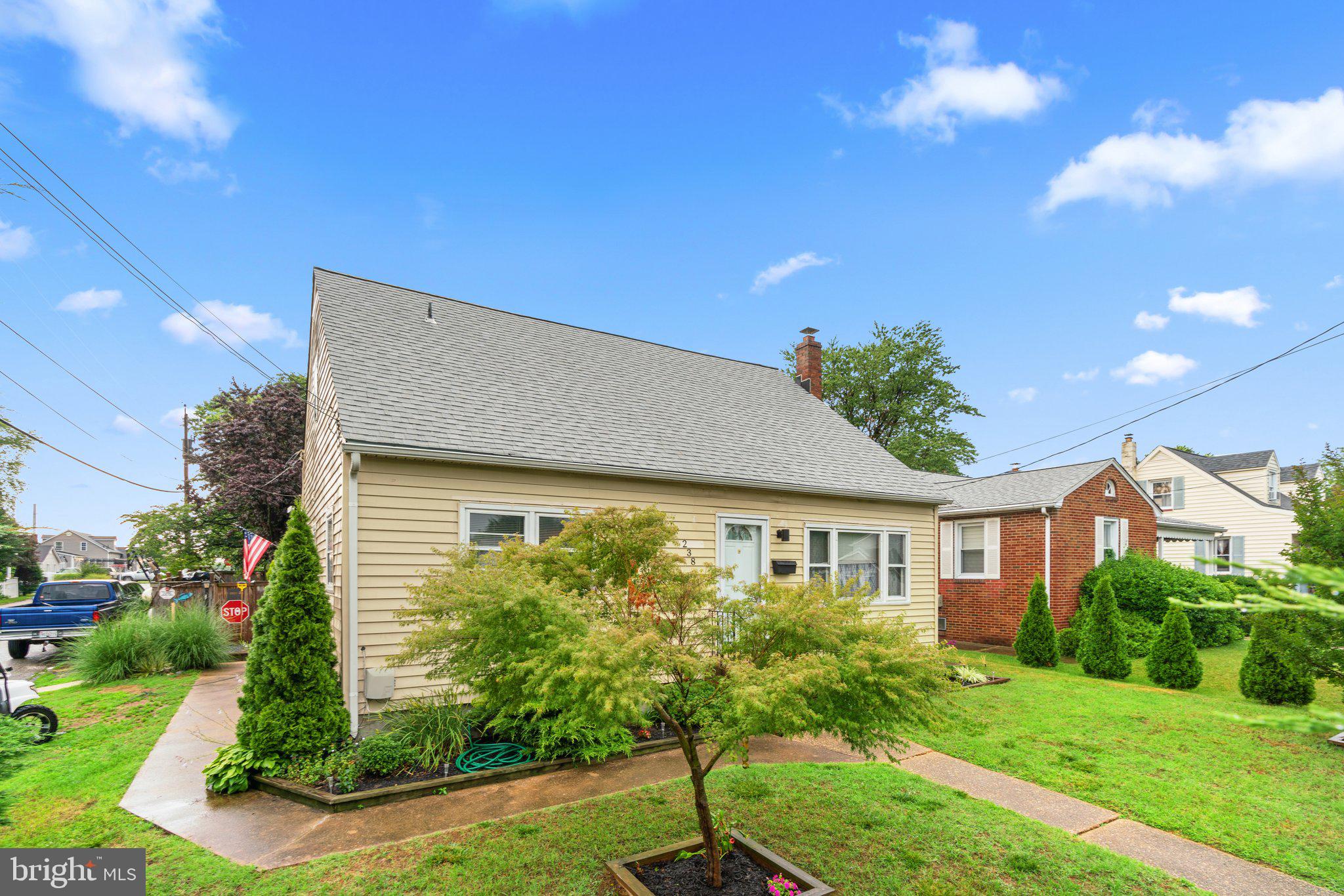 238 Carroll Road Pasadena, MD 21122 - Photo 2 of 38 Gallery Image 2