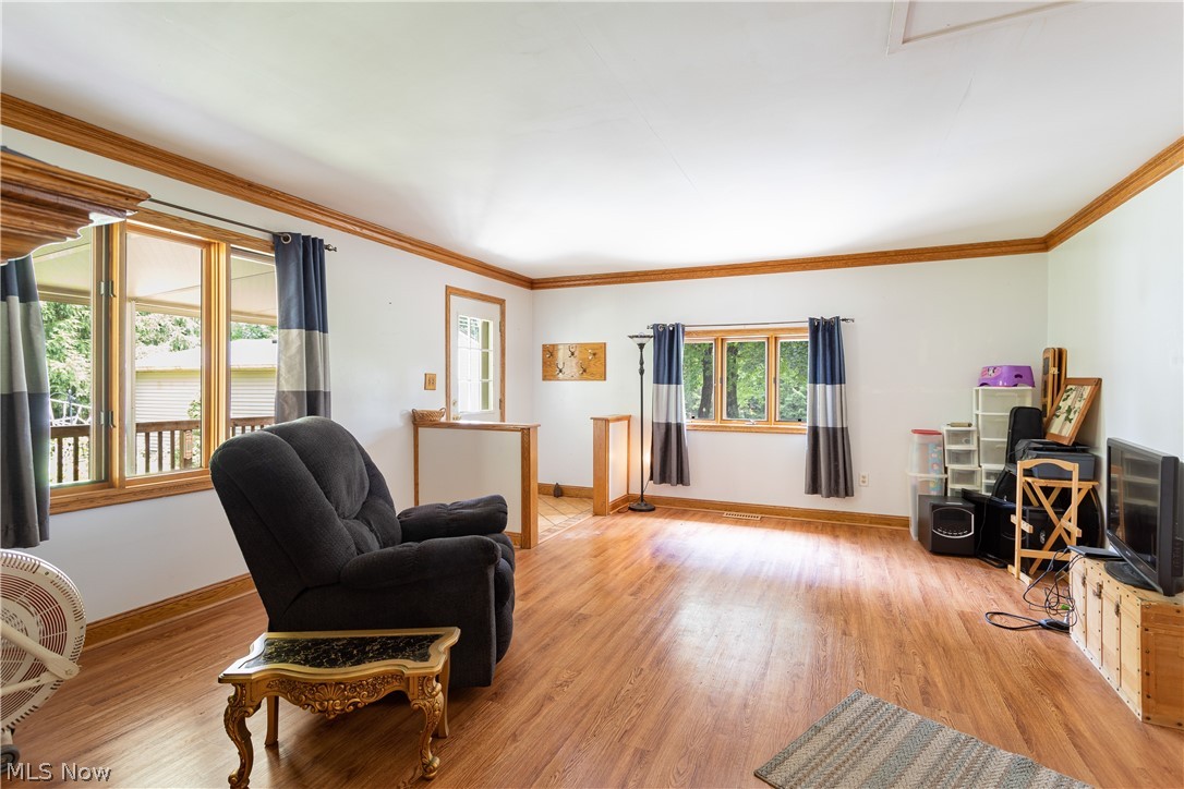 3483 Hemphill Road Barberton, OH 44203 - Photo 11 of 31 Family room with updated flooring