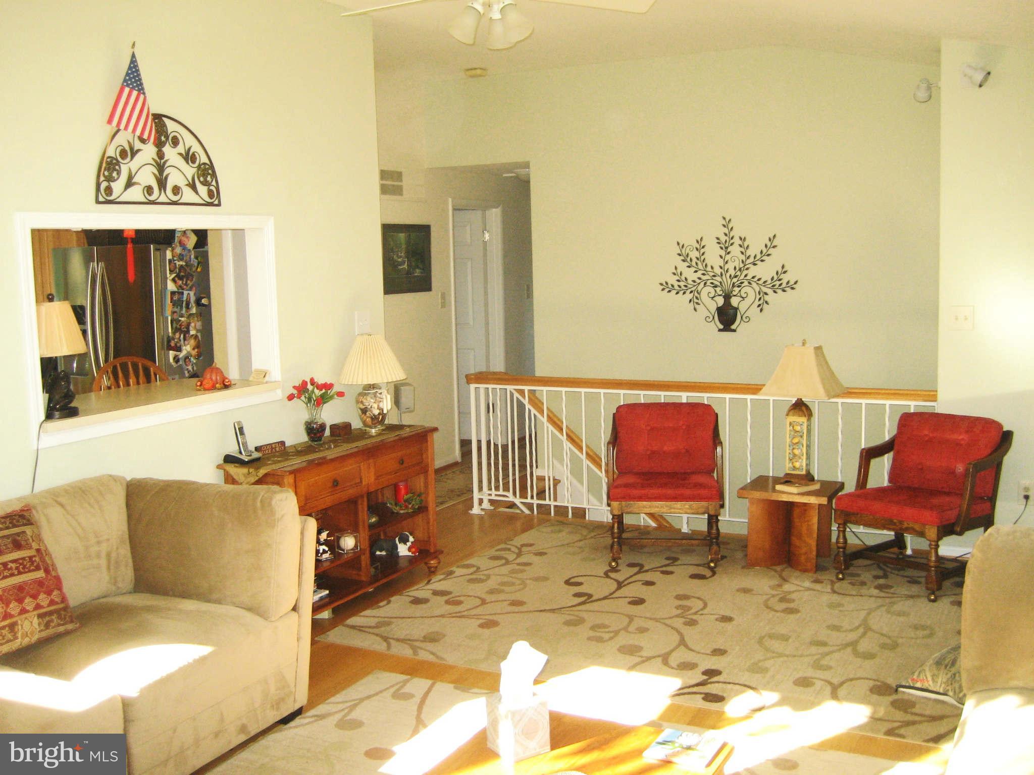 6815 Old Chesterbrook Road McLean, VA 22101 - Photo 14 of 30 Living Room