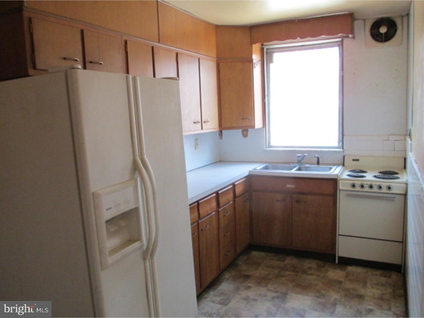 628 Andover Road Upper Darby, PA 19082 - Photo 8 of 20 Kitchen