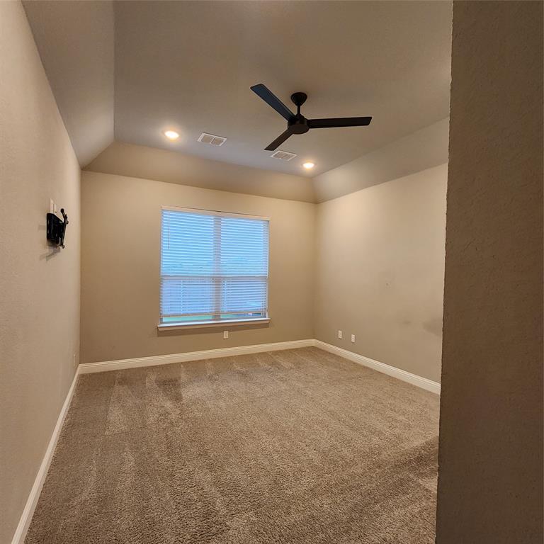 136 Spring Run Drive Decatur, TX 76234 - Photo 11 of 16