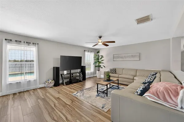 $474,000 | 5325 Sandy Shell Drive, Apollo Beach, FL 33572