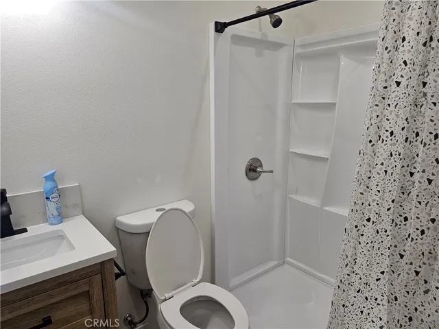 $5,500 | 9325 Magnolia Avenue, Unit A, Riverside, CA 92503
